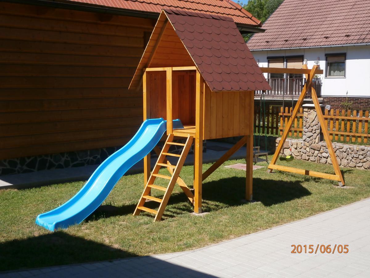 Zrubovy Dom Silvia Villa Trstene Bagian luar foto